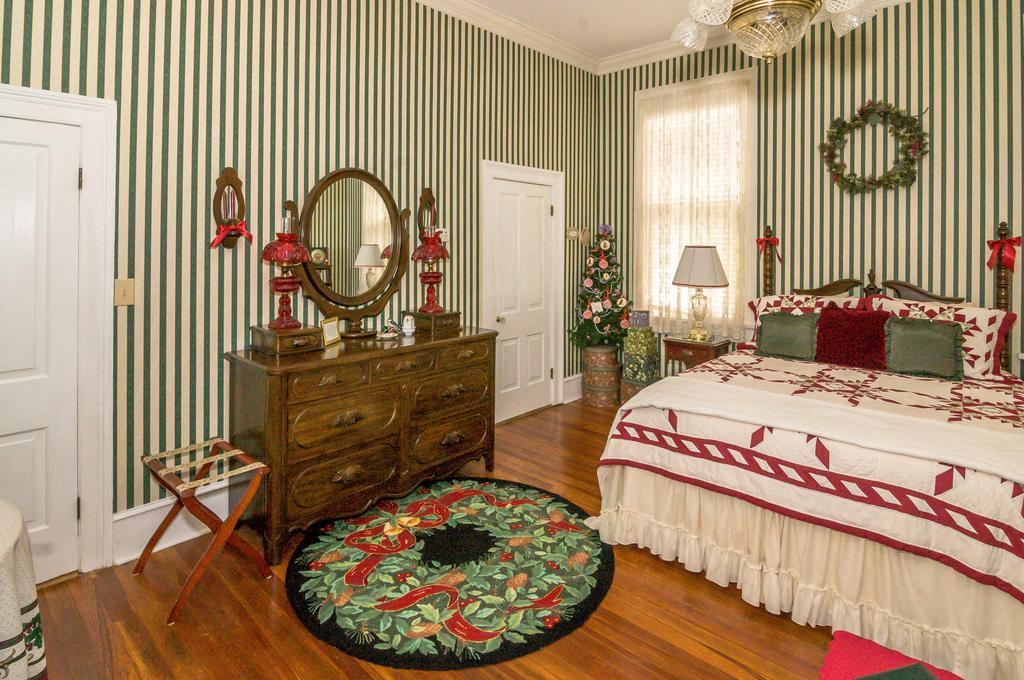 Bed and Breakfast Holly House Of Hamilton Exteriér fotografie