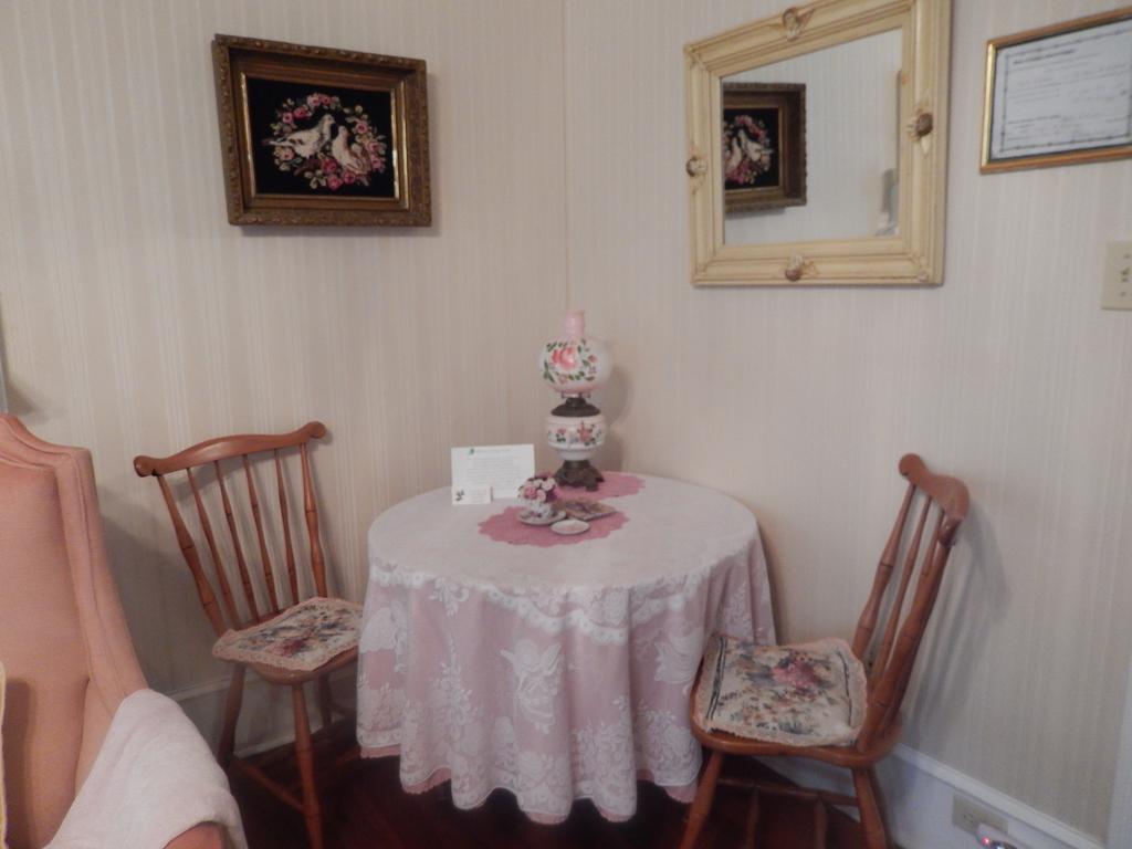 Bed and Breakfast Holly House Of Hamilton Exteriér fotografie